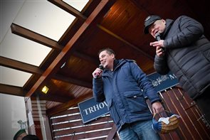 krst knihy trhovisko 34